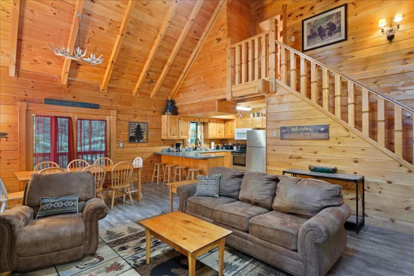 5Br Smoky Cabin Hot Tub, Games, 1 Mi To Parkway Pigeon Forge Exterior photo